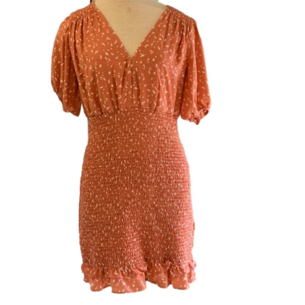 Abercrombie & Fitch XLP peach dress with gathering from waist to hem